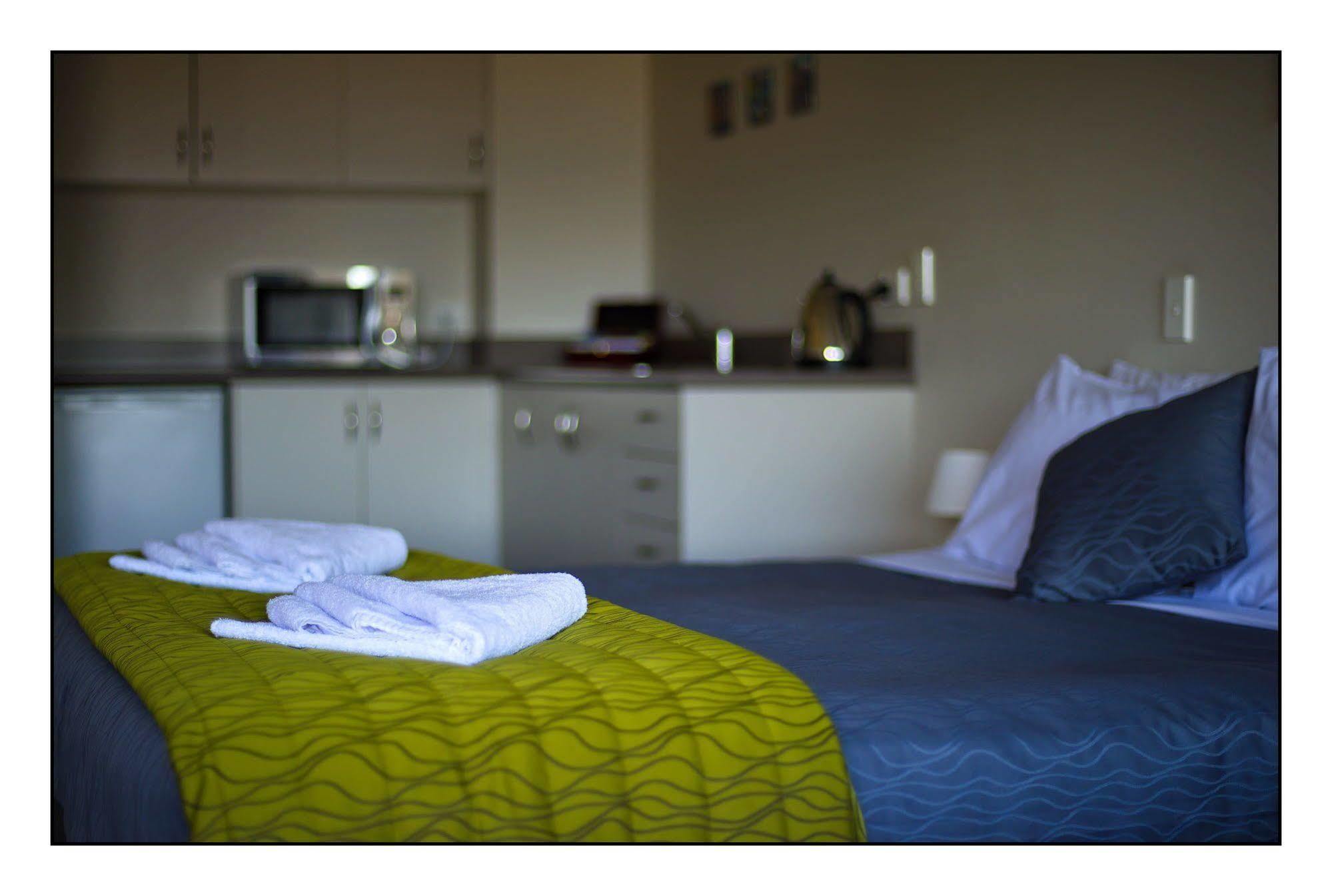 Hotel Lake Brunner Greymouth Exterior foto